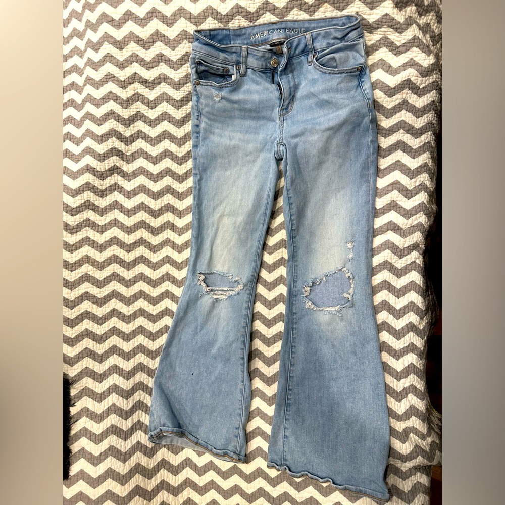 American Eagle Next Level Stretch Distressed Flare Jeans size 2